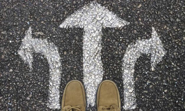 İnsan duyguyla mı karar veriyor, mantık mı?