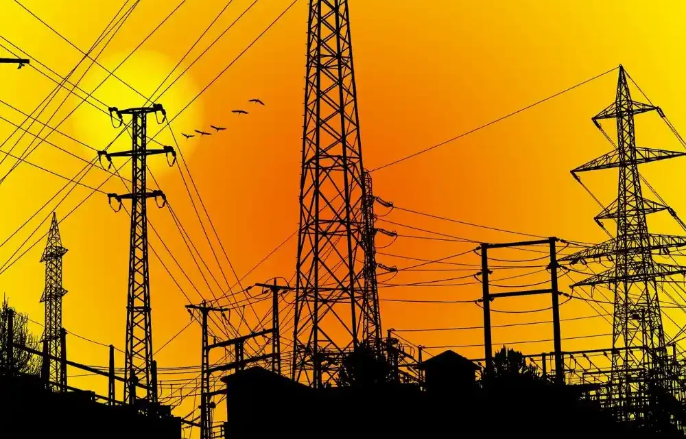 Voltaj Dalgalanmaları: Elektronik Cihazlarınızı Nasıl Korursunuz?