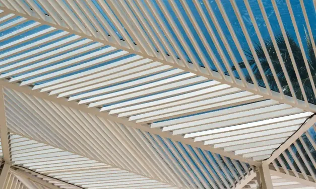 Pergola ile Bahçe Partilerini Renklendirin